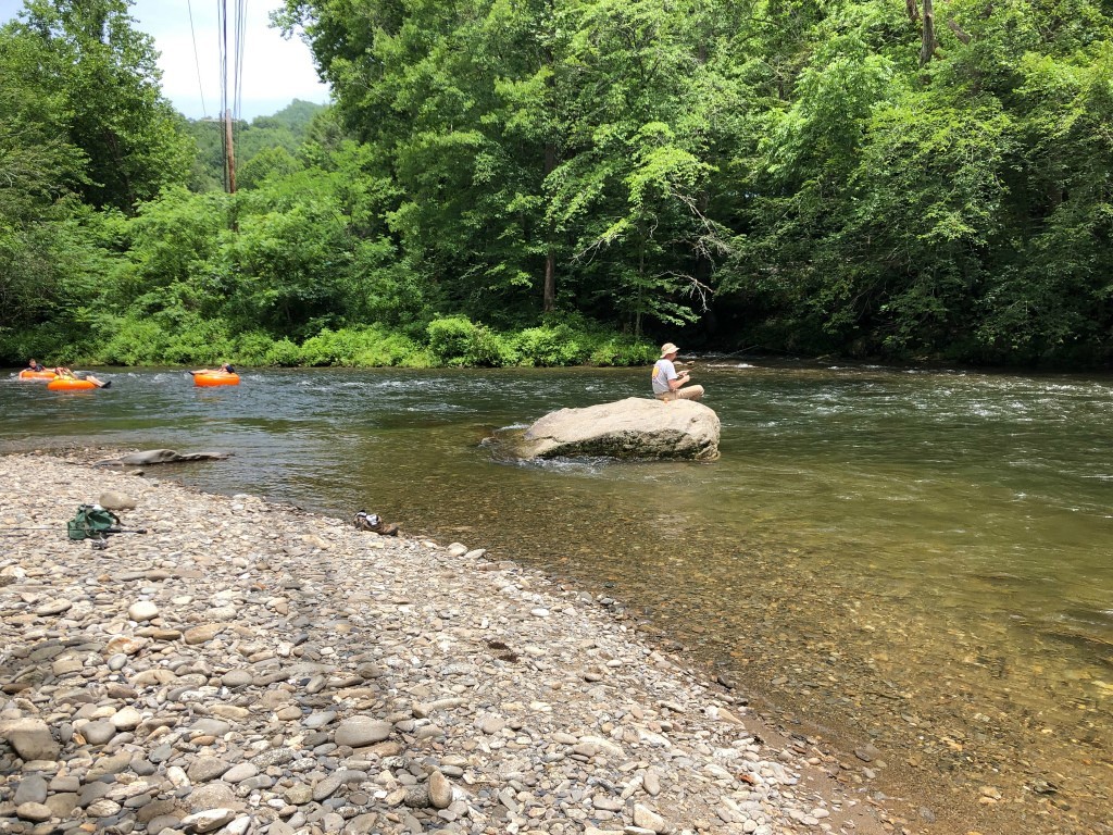 中年の夏休み～North Carolina州の山奥からリアルタイム「プロローグ」_e0034987_23412958.jpg