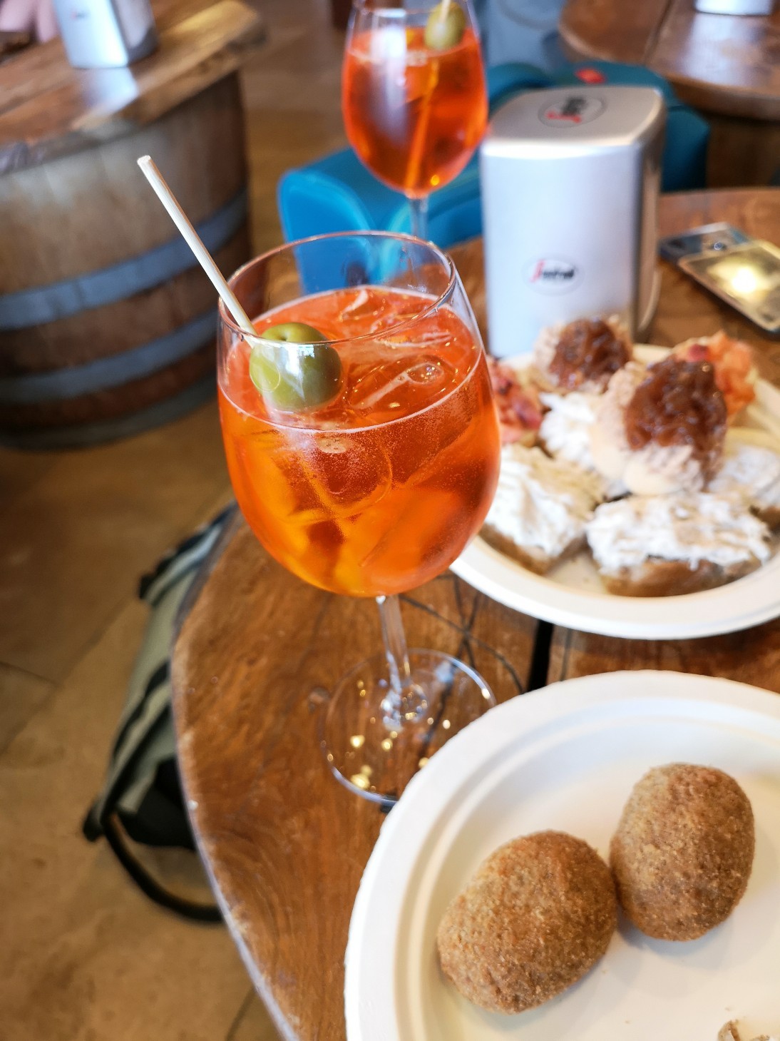 バーカロで最後の乾杯!_f0106597_00351809.jpg