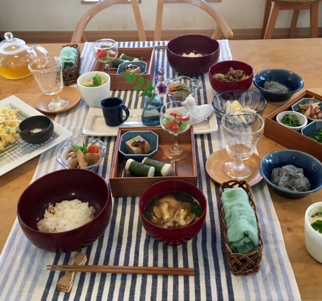 rainy season    涼を感じる器と生シラス丼でおもてなし♪_a0165160_06314238.jpg