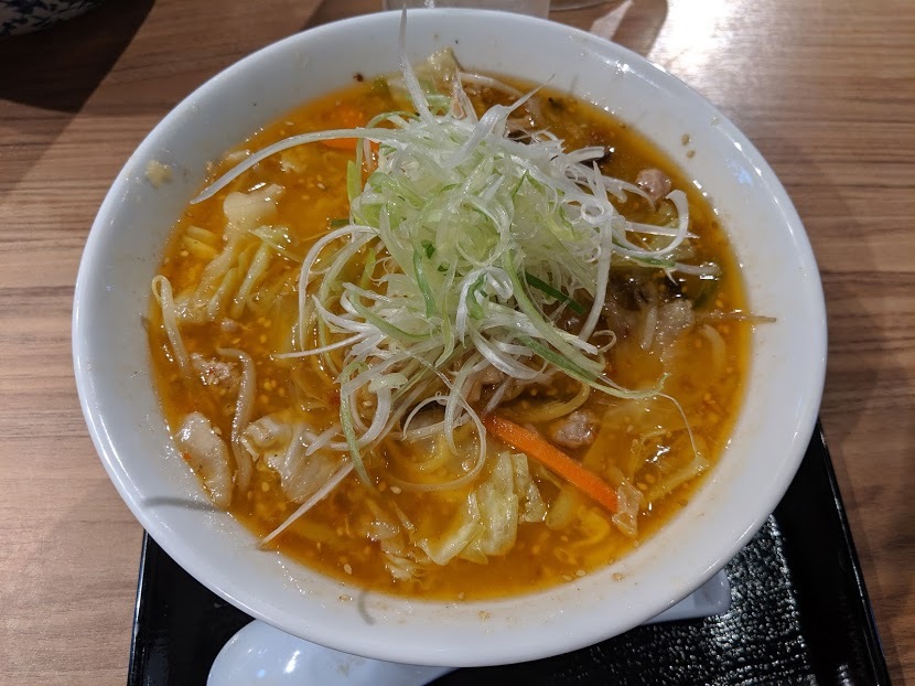 けやきさんで、味噌ラーメンをいただきました（にとりのけやき 新千歳空港店5：2019年93杯目）_f0397261_23145847.jpg