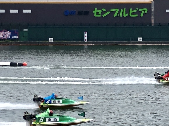 c0388708_14470339.jpeg