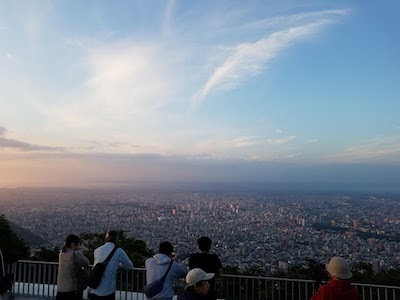 ロープーウェイで藻岩山山頂に行ってきました＜日本新三大夜景 札幌 藻岩山＞_b0004242_16170534.jpg