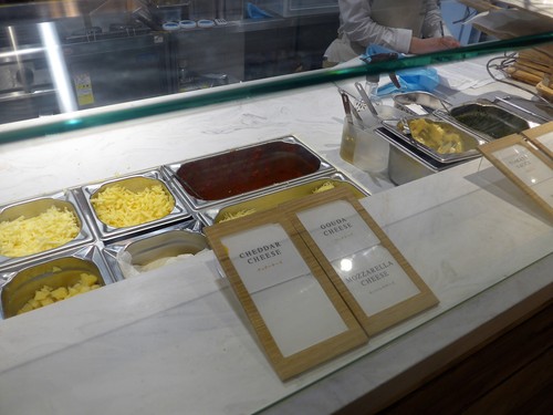 新宿「CUCINOVA クチノバ」へ行く。_f0232060_1231444.jpg