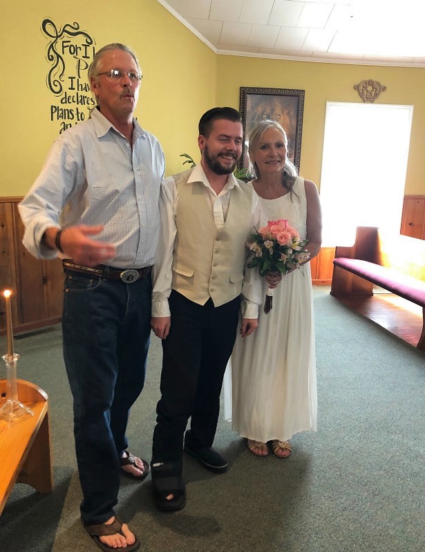 ラブラブ熟年カップルの心温まる結婚式 アメリカ南部ど田舎奮闘記