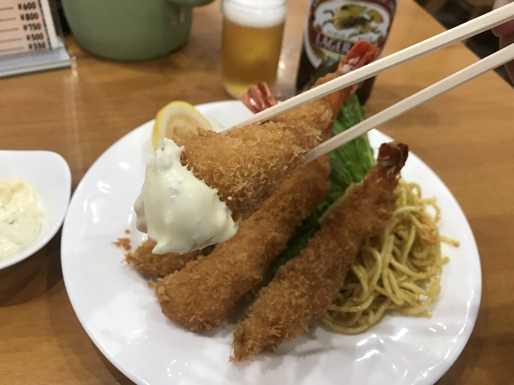 海老フライとビール♪@洋食おがわ_c0212604_12241899.jpg
