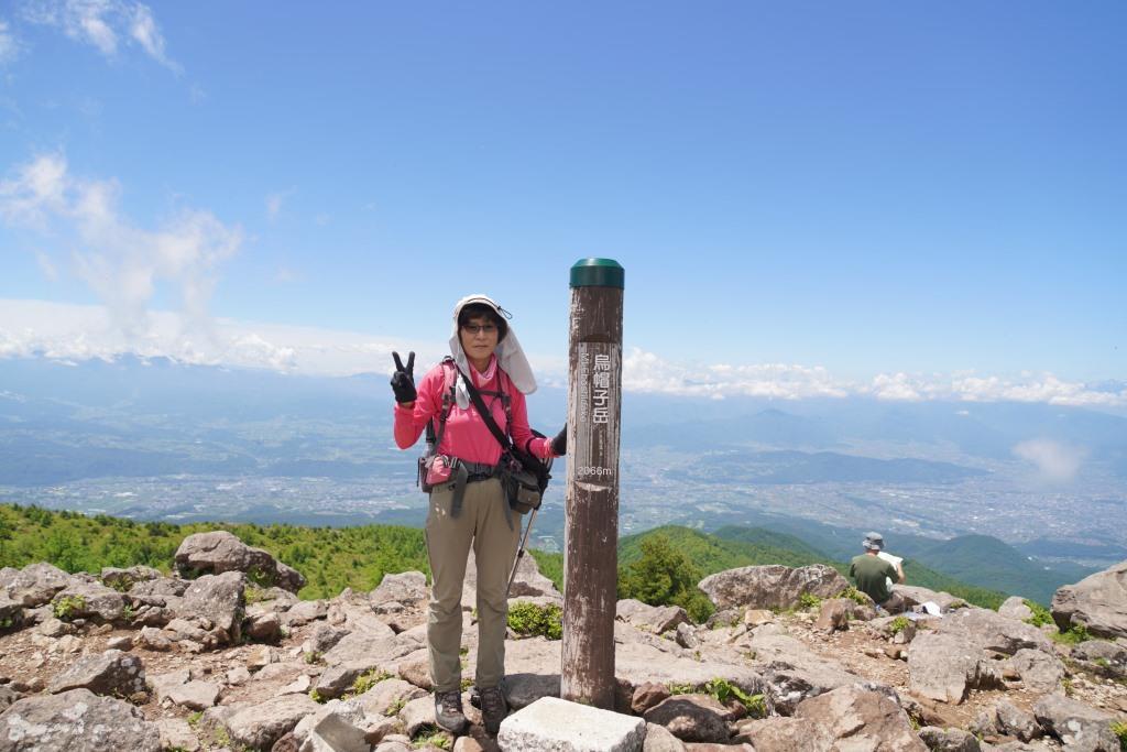 2019/6/25 『湯ノ丸山～烏帽子岳』鮮やかなレンゲツツジと大展望_a0340812_19343299.jpg