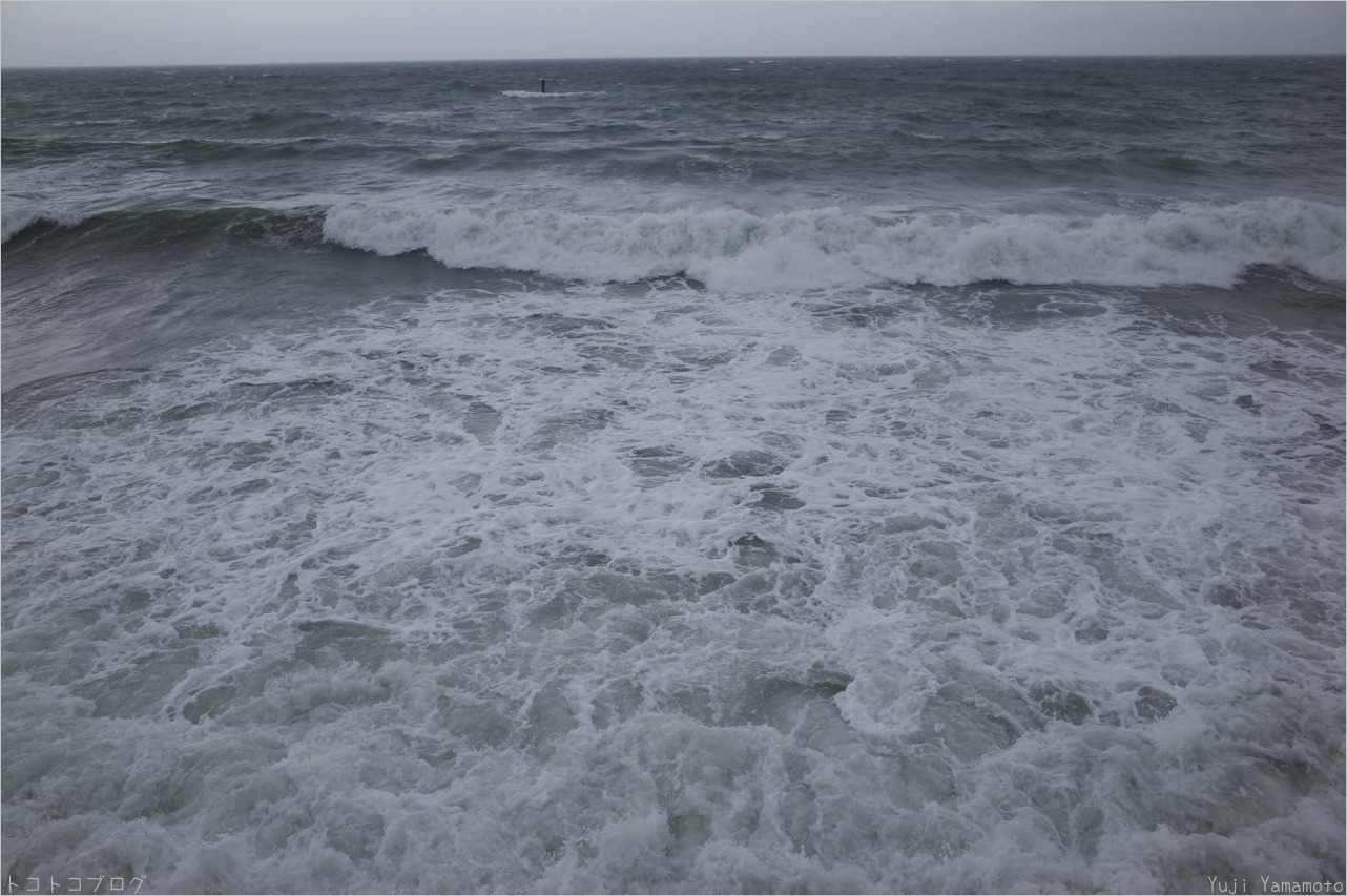 荒れてる海 トコトコブログ 荒れてる海 トコトコブログ