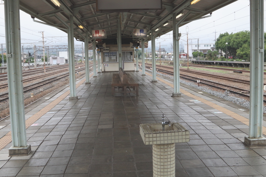白煙が無い…波久礼駅通過 - 2019年梅雨・秩父 -_b0190710_22080488.jpg