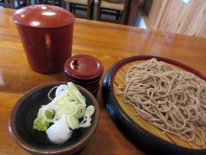 手打ち蕎麦「川船」で「おひさまセット」【大人の休日倶楽部パス旅3日目】_b0009849_15573254.jpg