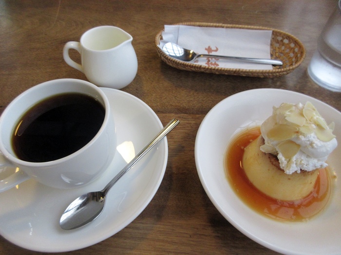 大名町通りーナワテ通りー「珈琲まるも」でプリンセット【大人の休日倶楽部パス旅3日目松本】_b0009849_164381.jpg