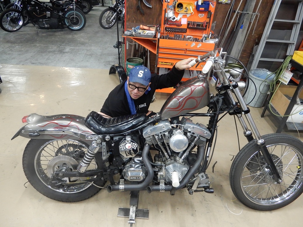 3インチ!ヘッドライト。 : NUTS CUSTOM CYCLES 3インチ!ヘッドライト。 : NUTS CUSTOM CYCLES