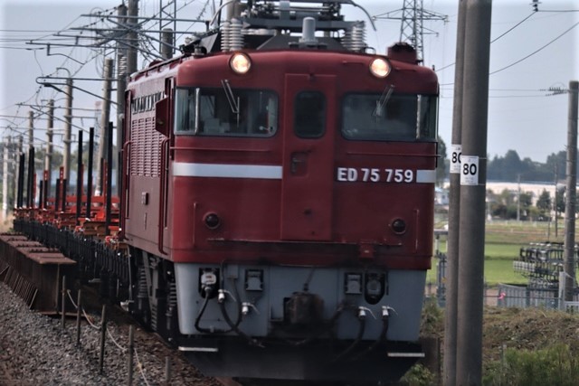 藤田八束の鉄道写真@理想的な国の運営、豊かな暮らしを平和に送りたい、そんな理想郷に近づけるために私達は何をどうすべきか_d0181492_22513809.jpg