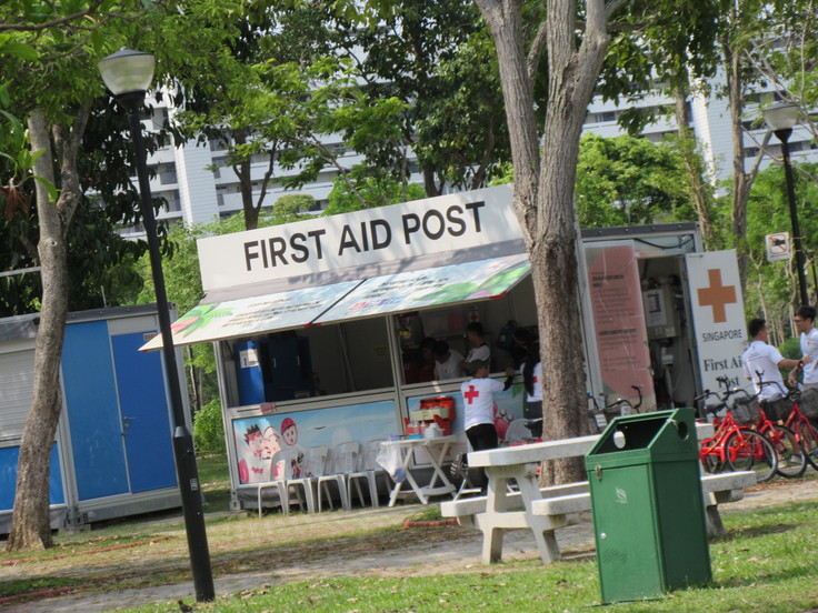 East Coast はシンガポール人の憩いの場です!_c0212604_20113811.jpg