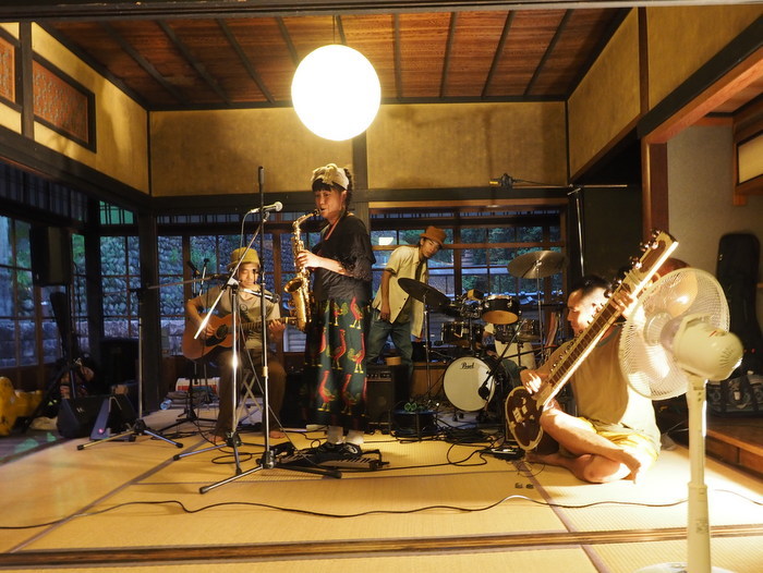 ホタルのヒカリ音楽会_c0116915_00173197.jpg