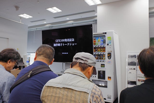 織作先生のトークショーに行ってきました_f0221724_17595409.jpg