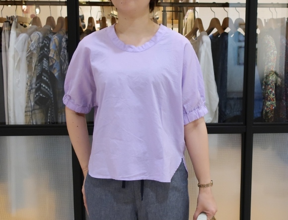 NOMBRE IMPAIR の丁度よいトップスで・・・_c0227633_14463352.jpg