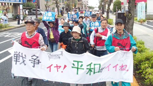 「市民パレード」で切実な訴えが_b0190576_20410001.jpg