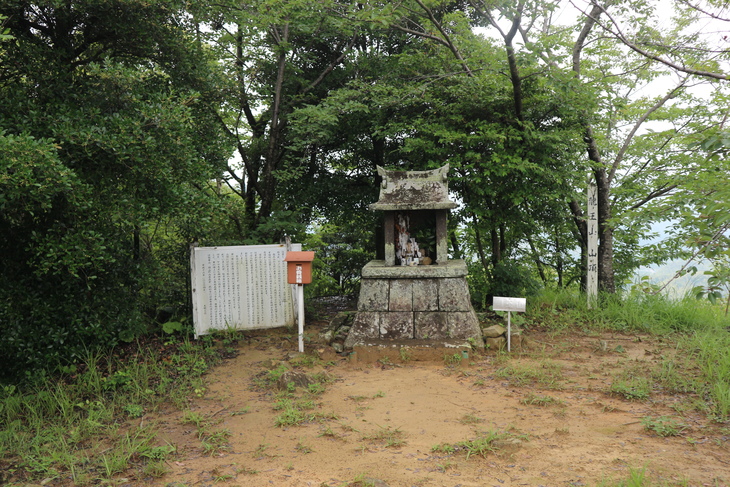 e0272335_1853028.jpg