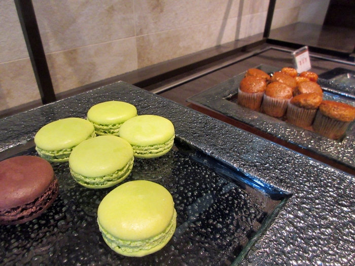 【グランドプリンスホテル高輪のクラブラウンジでチェックインとおやつ】_b0009849_21213451.jpg
