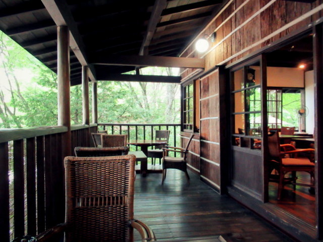 f0236260_03554469.jpg