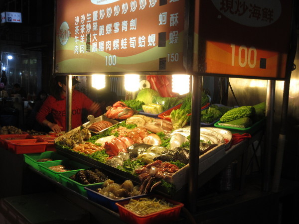 龍山寺の艋舺夜市・02@台湾でごはん2019冬_c0152767_23123701.jpg