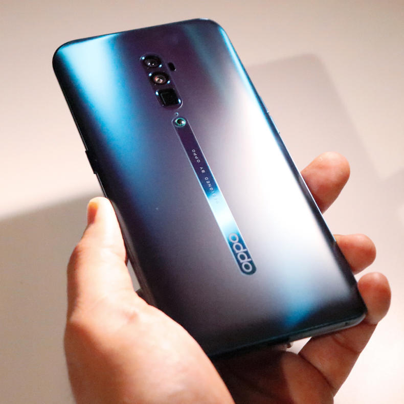 OPPO「Reno 10x Zoom」を一足早く触ってきた。カメラ良さそう_c0060143_20145575.jpg