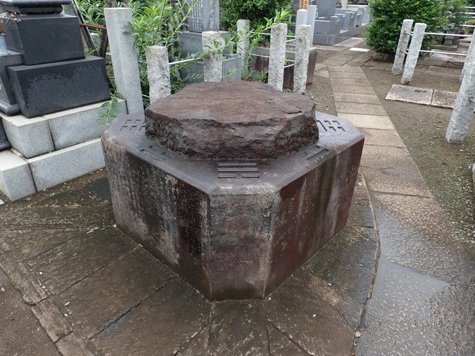 谷中河鍋暁斎墓等探訪・江戸流行神招き猫・浅草寺寝釈迦・錦糸堀(置いてけ堀)写真と地図、江漢の大阪、人魚墓、白澤、日本写真事始:20190702twitterまとめ 絵追加_b0116271_12262311.jpg
