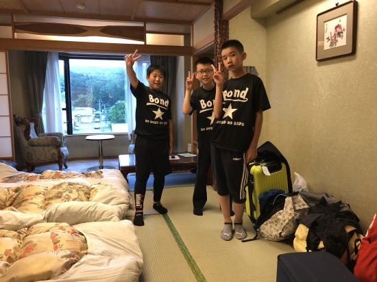 ホテルに着きました 修学旅行 羅臼町立羅臼小学校ブログ