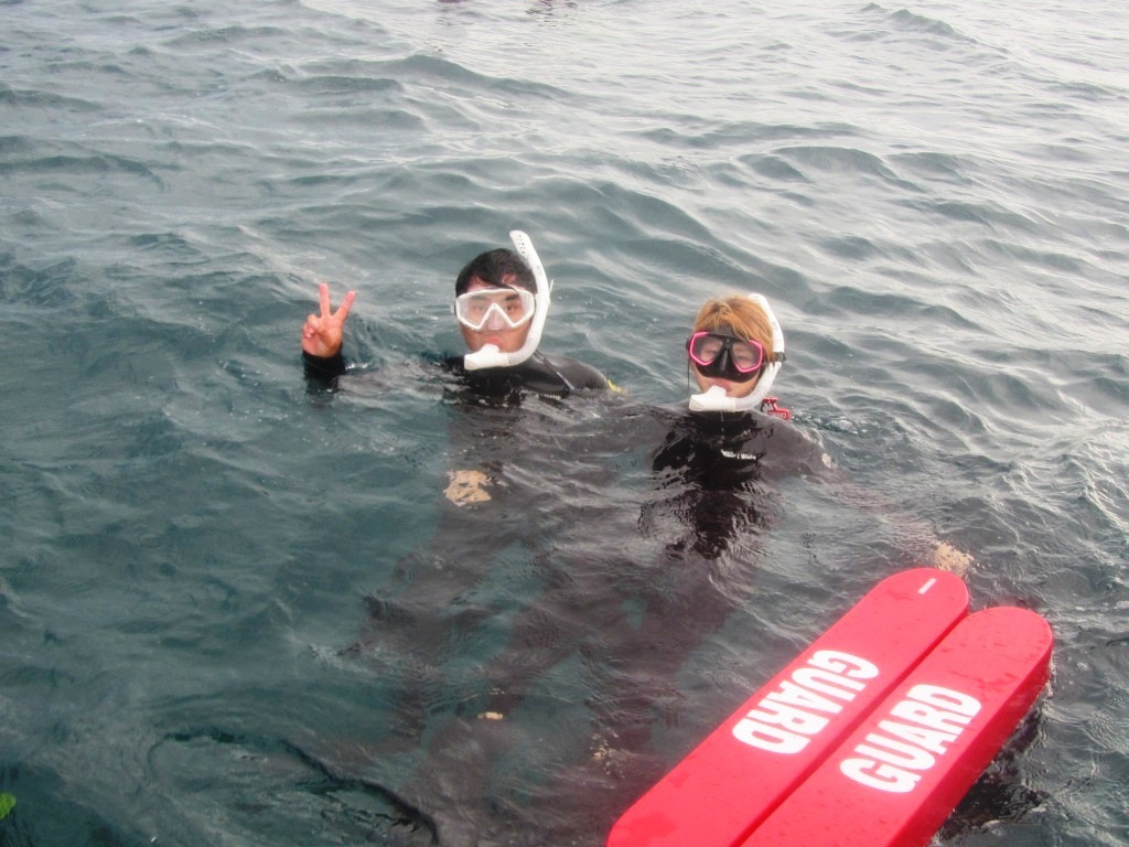 天気は不安定でしたが海は楽しいっ!!_a0189838_11110328.jpg