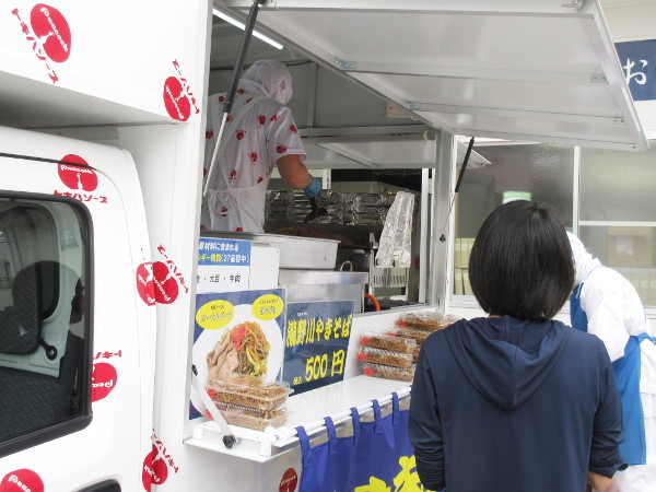 【トキハソース株式会社】工場直売の瀧野川やきそば_c0152767_19295016.jpg