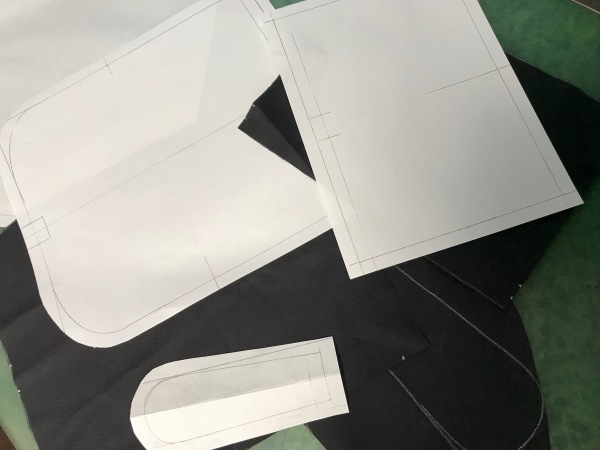 アフリカンバッグ製作中_e0397389_15541578.jpeg