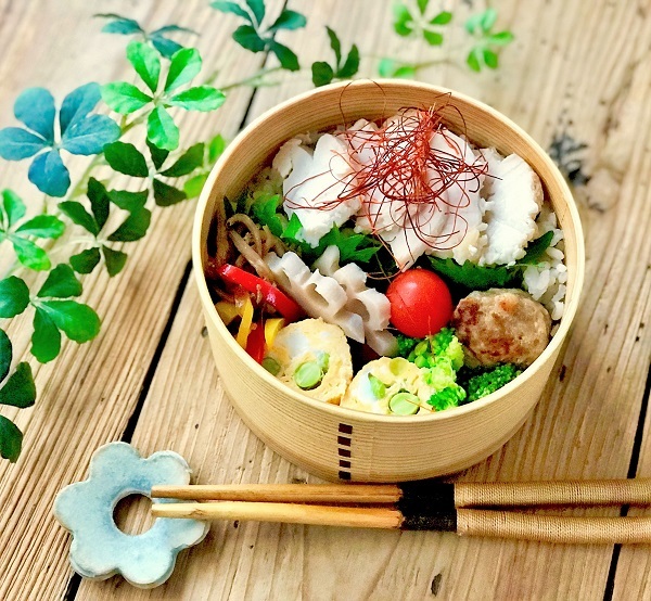 作り置きのおかず と 鶏ハムのお弁当_d0249193_17484278.jpg
