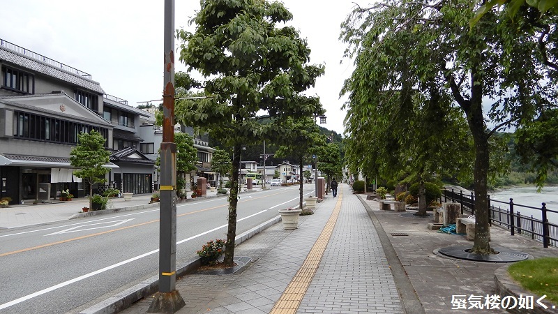 コミック「ゆるキャン△」舞台探訪010 身延の街となでしこのバイト探し、斉藤さんは・・(第6巻29話,第7巻40話)_e0304702_07321730.jpg