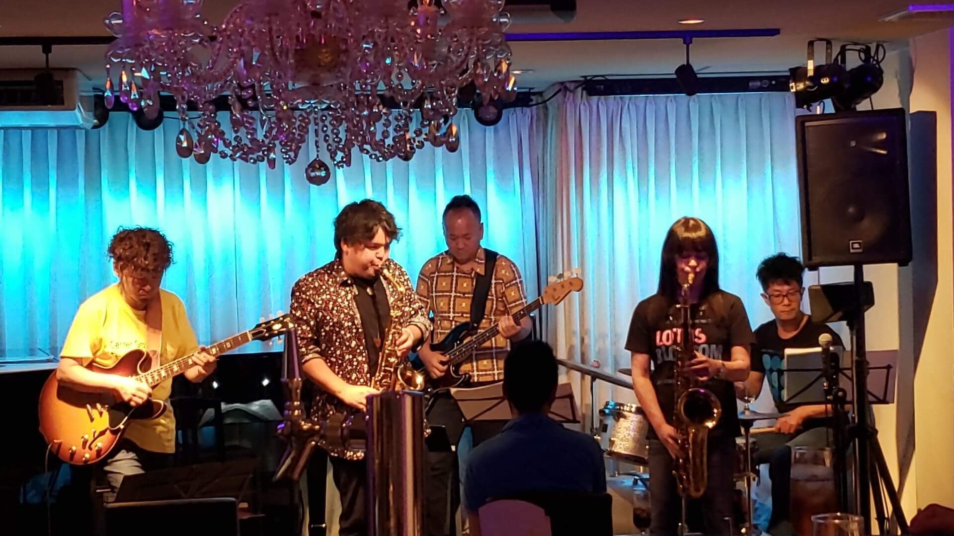 広島 ジャズライブ カミン Jazzlive Comin 本日金曜日のライブ_b0115606_11512083.jpeg