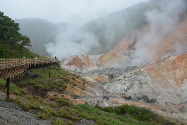 【北海道旅3日目】豪華な朝食〜雨の登別温泉。_d0221319_14453469.jpg