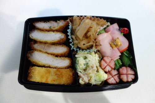 2日のお弁当　わんこが欲しいかも・・・？＾＾_b0357442_08514971.jpg