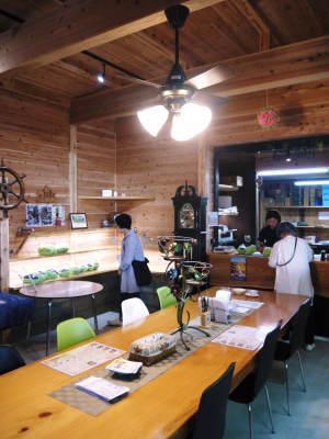 熊本ぶどう 社方園 今年(令和元年)は特に良いんです!最高級の種なしぶどうをお中元やギフトにぜひ!_a0254656_19004299.jpg
