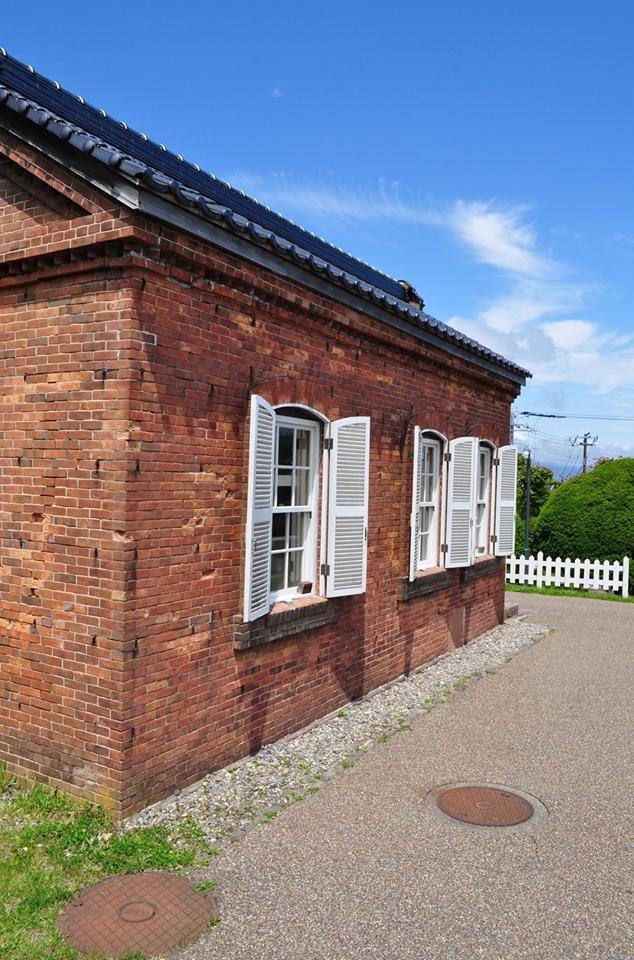 函館市水道局元町配水場・管理事務所(函館の建築再見)_f0142606_15010976.jpg