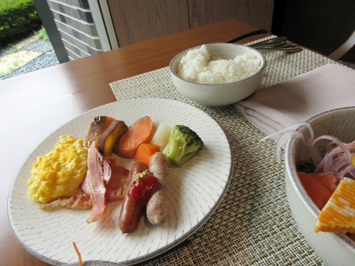 グランドプリンスホテル高輪「花雅」の朝食【ラウンジホッピング】_b0009849_11395856.jpg