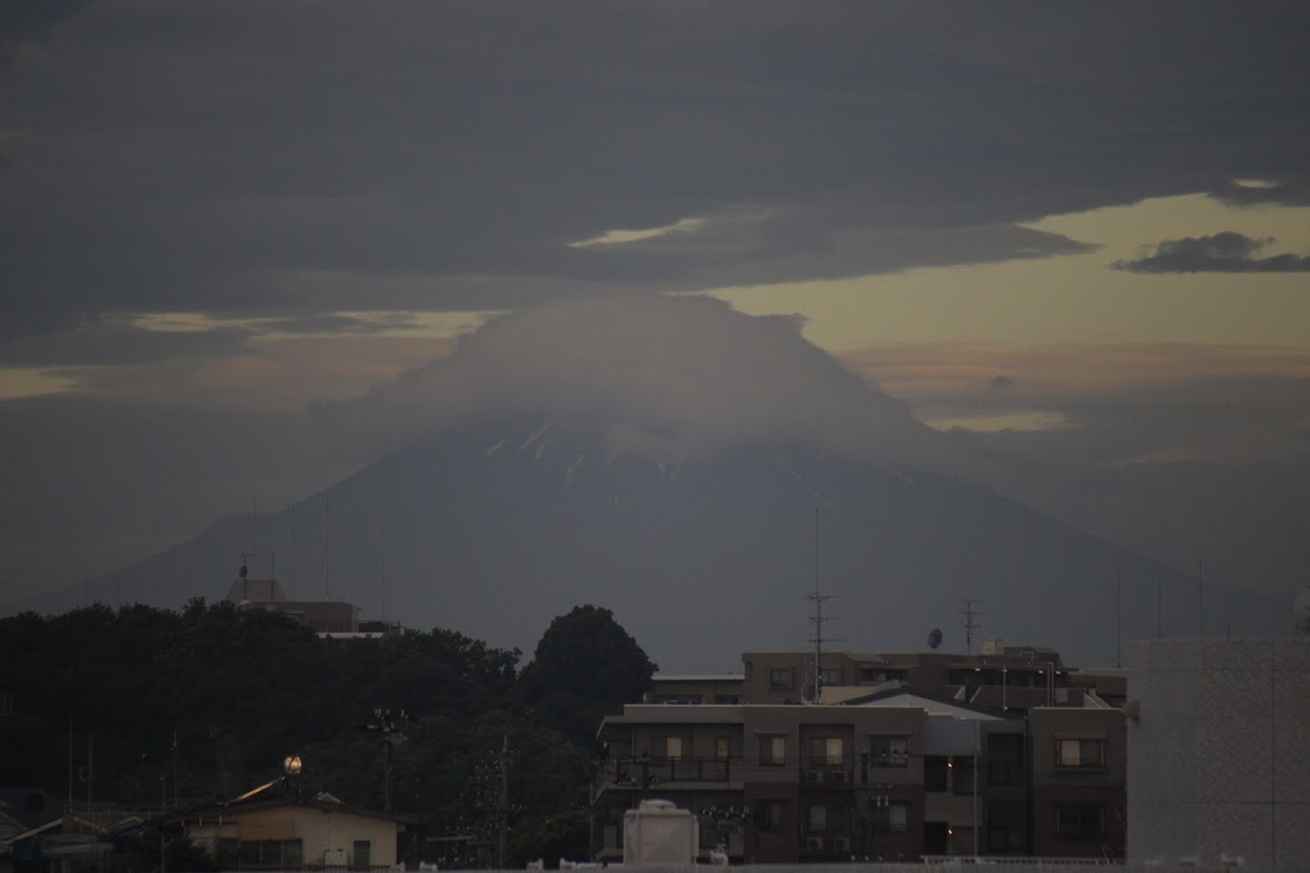 a0248459_01453638.jpg