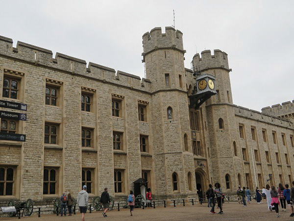 f0346196_10154667.jpg