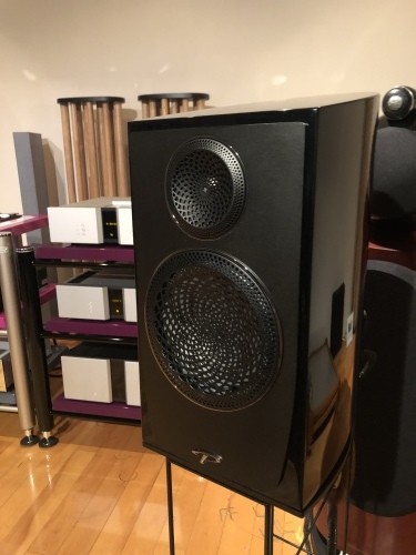 Paradigm PERSONA 7FとPersona Bを試聴しました。_c0113001_10372973.jpeg