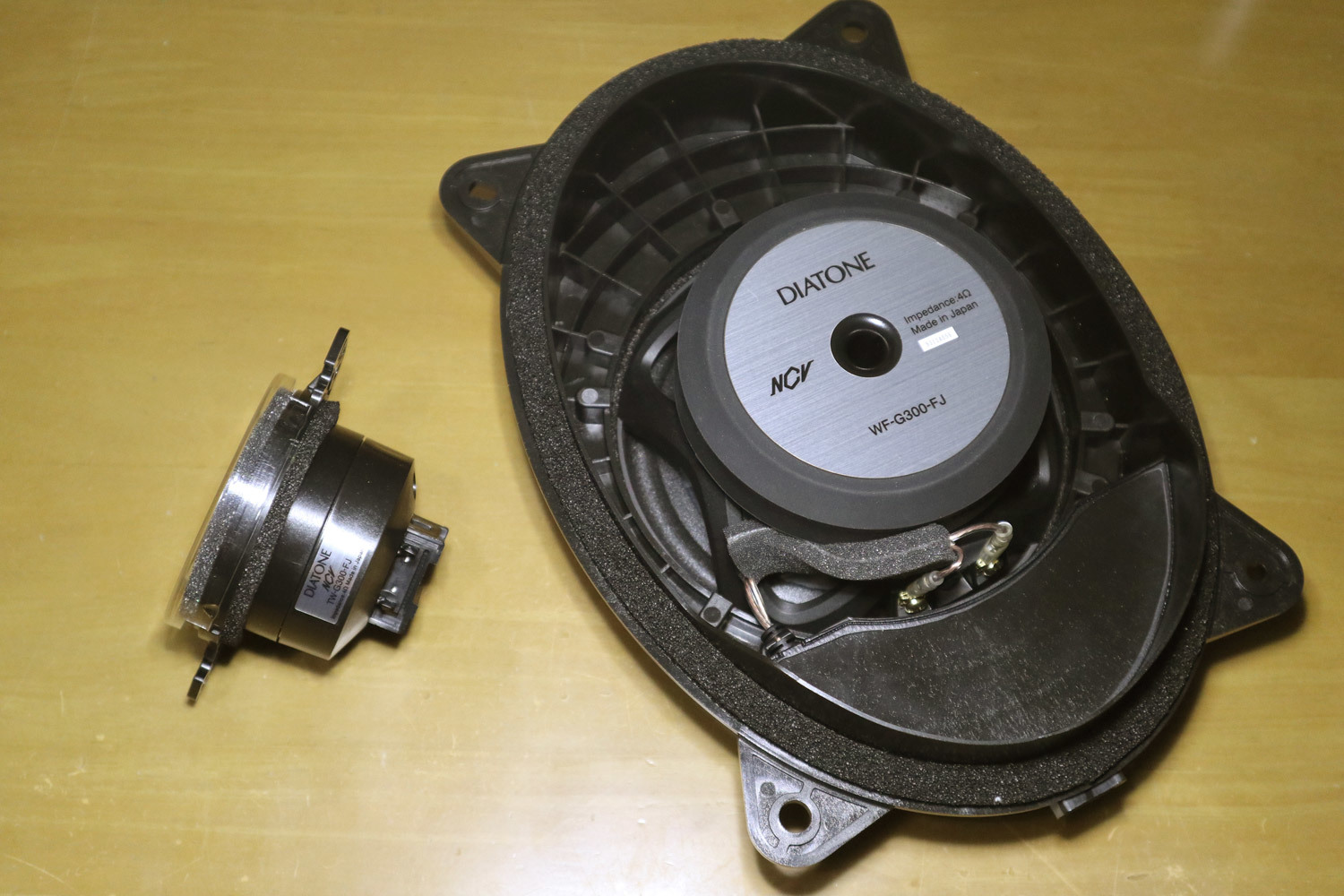 DIATONE スピーカーセット G300 が届きました : まっくろの写真日記 DIATONE スピーカーセット G300 が届きました : まっくろの写真日記