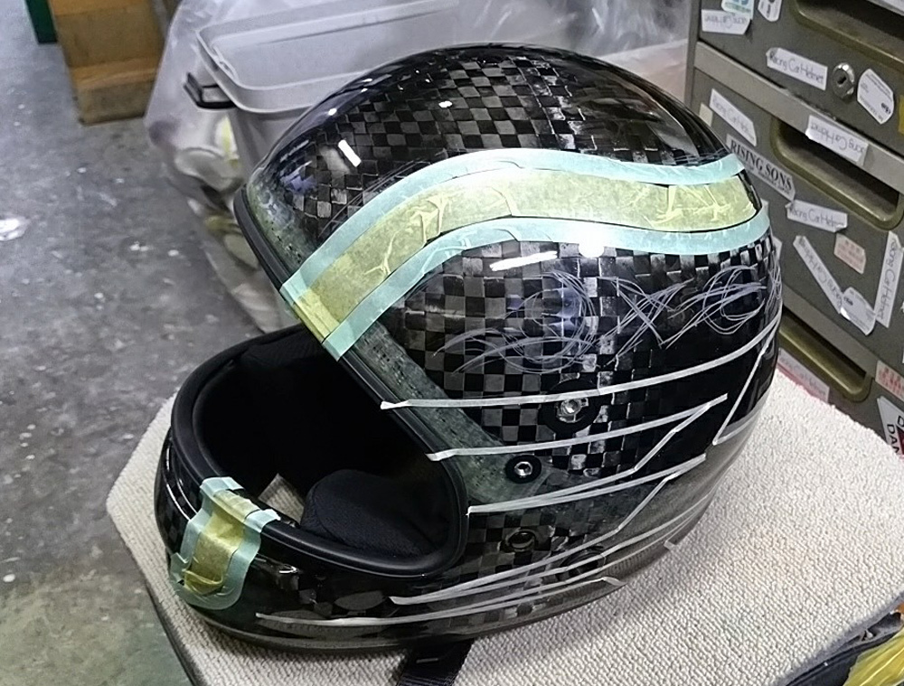 アライヘルメット謹製、競艇用のカーボンヘルメット入庫。その２ 