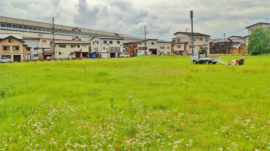 工場跡地の草刈り作業をしました_c0336902_21111783.jpg