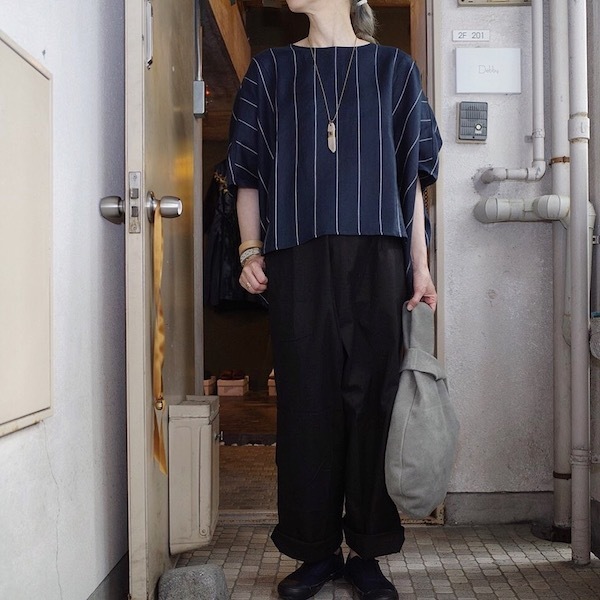 オーバーサイズトップ_d0364239_20155502.jpg