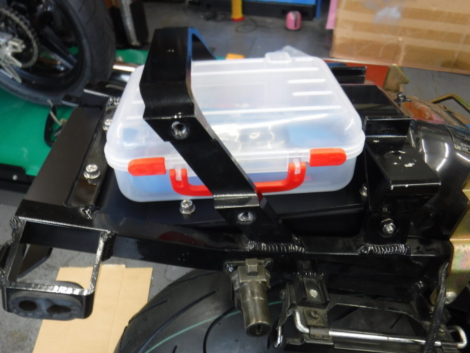 GPZ900R(A16)・・・マグタン装着でござる。その8_a0163159_21541243.jpg
