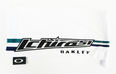 OAKLEY(オークリー)サングラスICHIRO LAST SIGNATURE(イチロー ラストシグネチャー)モデル再入荷!_c0003493_22403595.jpg