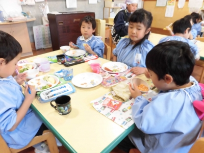 今日の給食!!_a0382671_12553668.jpg