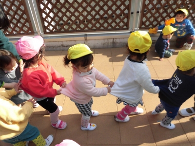 0,1歳児のお友達!!_a0382671_12554168.jpg